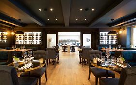 Au P'Tit Max - Studios Hotel